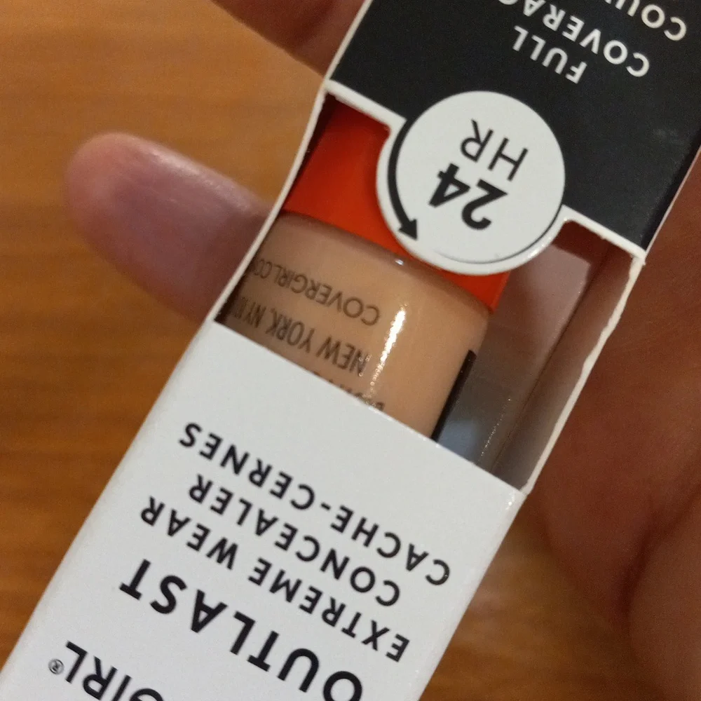 COVERGIRL Outlast Extreme Wear Concealer, Natural Beige, .3 fl oz, Full Coverage